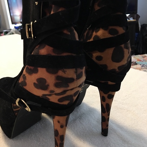 Anne Michelle Shoes - Brand New Leopard & Black Heels By ANNE MICHELLE- Box 42